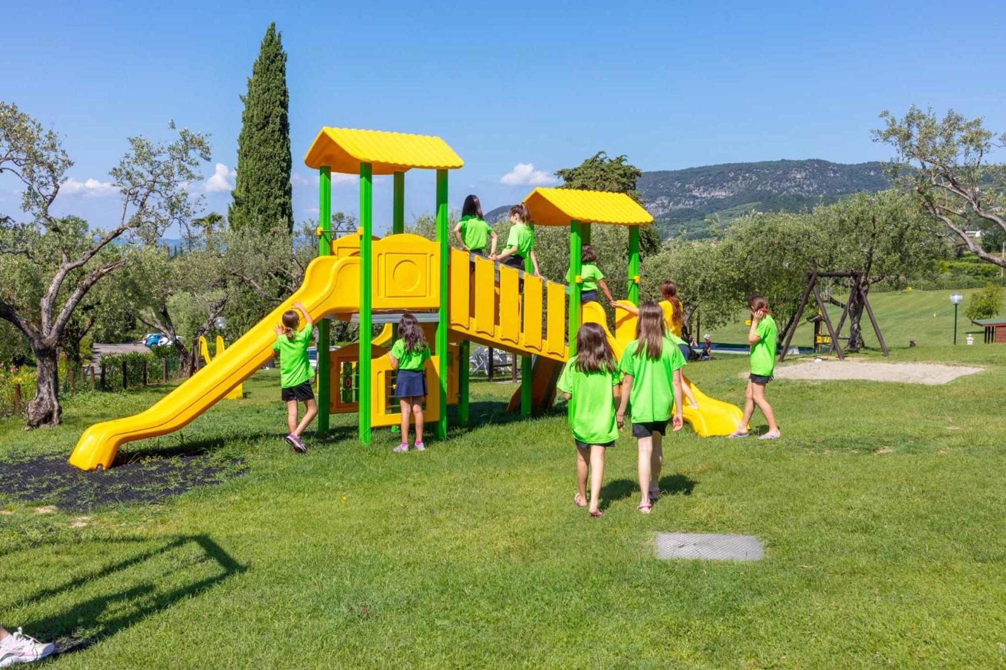 Poiano Garda Resort Appartamenti Экстерьер фото