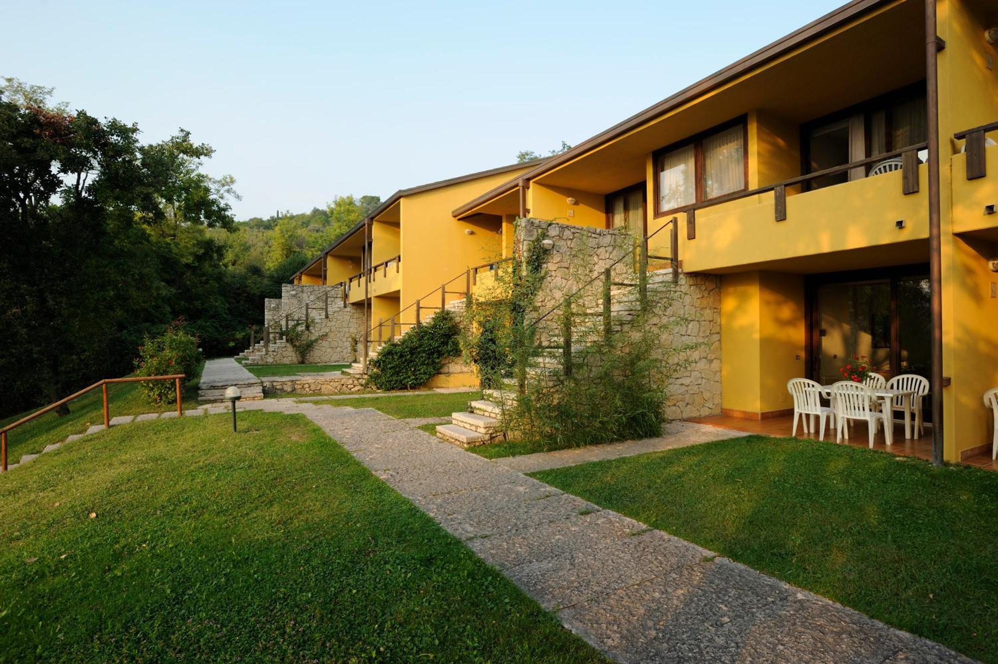 Poiano Garda Resort Appartamenti Экстерьер фото