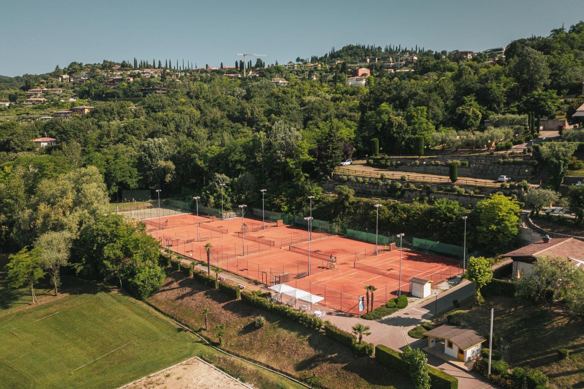 Poiano Garda Resort Appartamenti Экстерьер фото