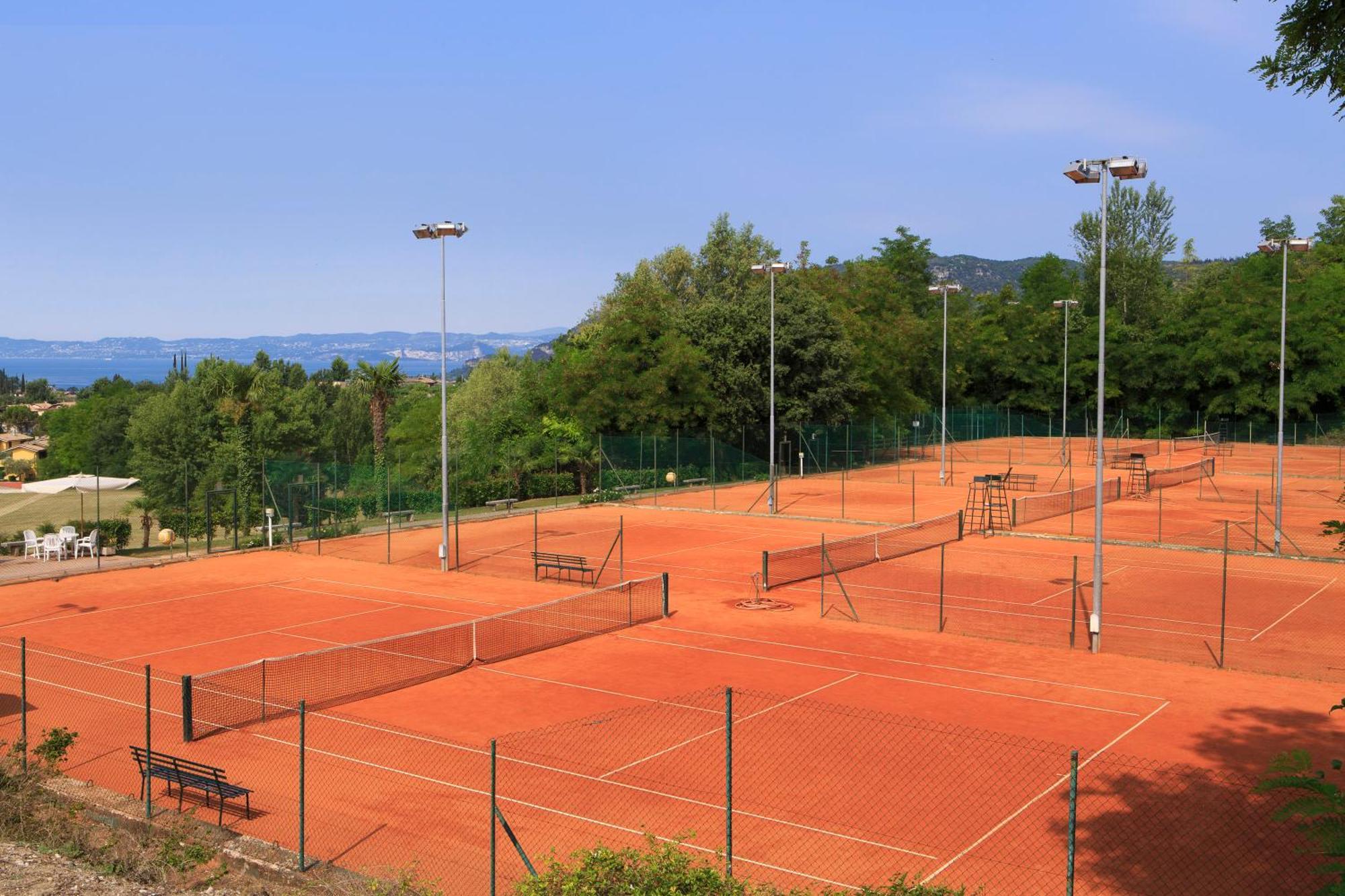 Poiano Garda Resort Appartamenti Экстерьер фото